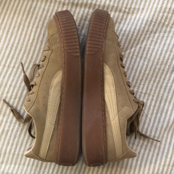 Rare Tan Platform Puma Sneakers - Picture 3 of 6
